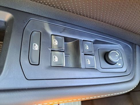 New 2026 Volkswagen Atlas SE image 15