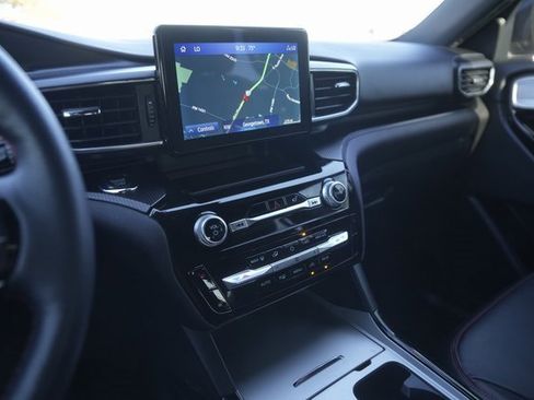 Certified 2023 Ford Explorer ST-Line w/ Class IV Trailer Tow Package image 26