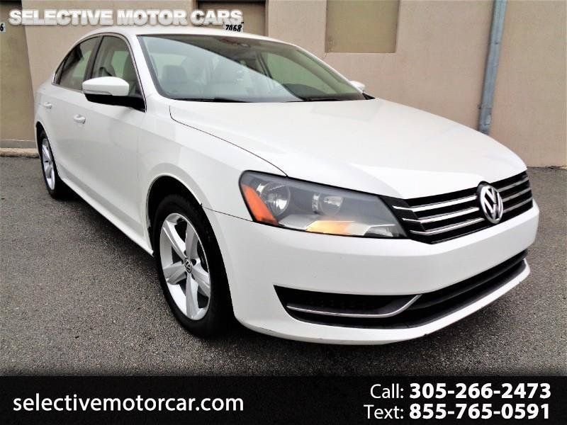 Used 2013 Volkswagen Passat 2.5 SE FWD image 1