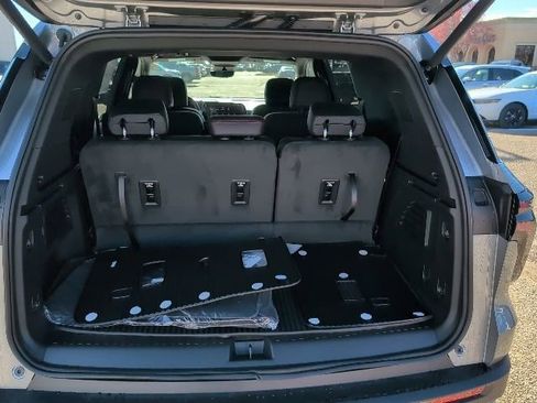 New 2026 Chevrolet Traverse Z71 w/ Enhanced Driving Package image 22