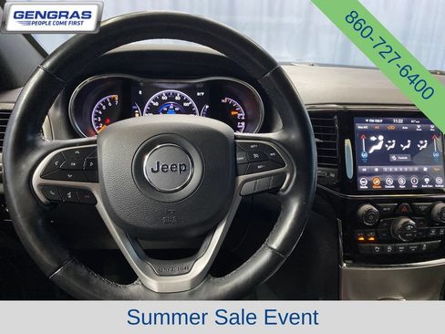 Used 2020 Jeep Grand Cherokee Laredo w/ Quick Order Package 2BN North AWD/4WD image 22