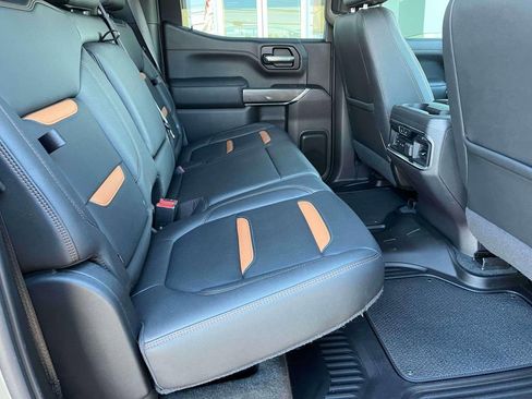 Used 2021 GMC Sierra 1500 AT4 w/ AT4 Preferred Package image 19