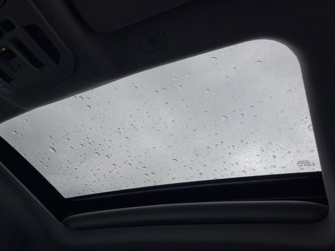 New 2026 Toyota Highlander XLE image 35