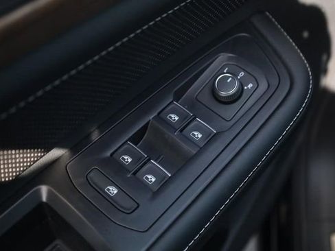 New 2026 Volkswagen Atlas SE image 11