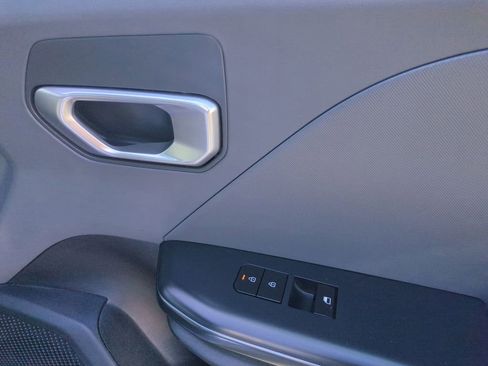 Used 2025 Kia K4 FWD image 31