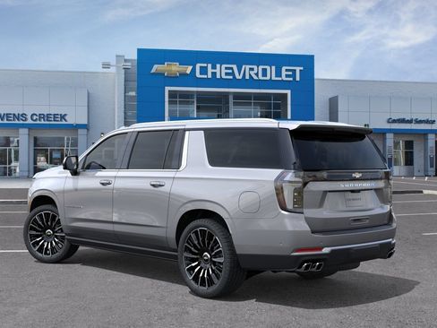 New 2026 Chevrolet Suburban High Country AWD/4WD image 5