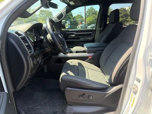 Used 2024 RAM 1500 Big Horn AWD/4WD image 11