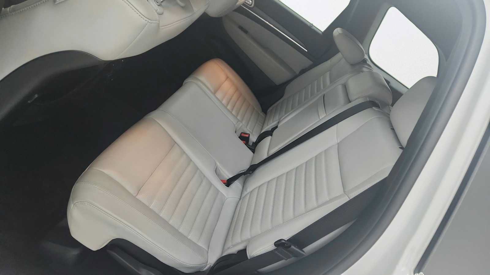 Used 2018 Jeep Grand Cherokee Limited RWD image 22