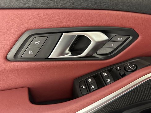 Used 2026 BMW 330i Sedan w/ Convenience Package image 14