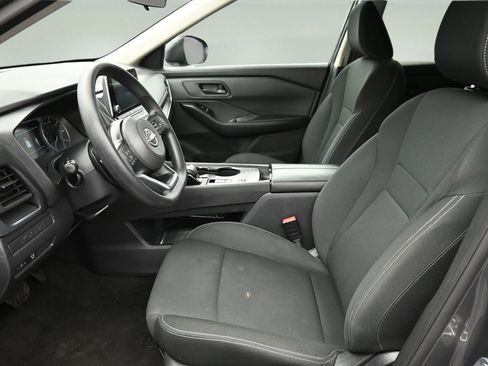 Used 2024 Nissan Rogue S FWD image 22