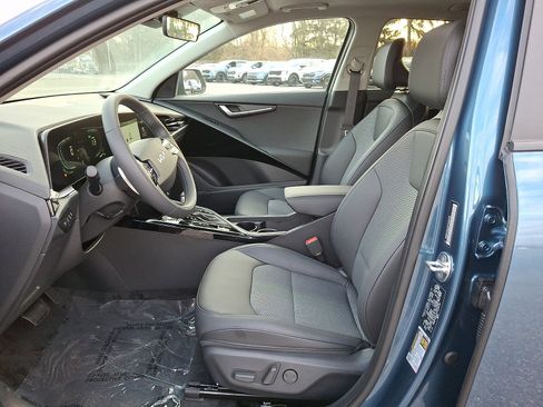 New 2026 Kia Niro EX image 14