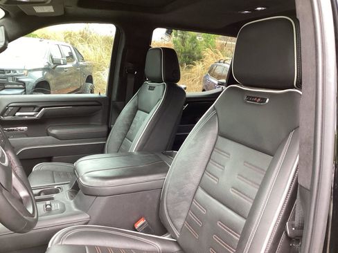 Used 2024 GMC Sierra 1500 AT4X AWD/4WD image 6