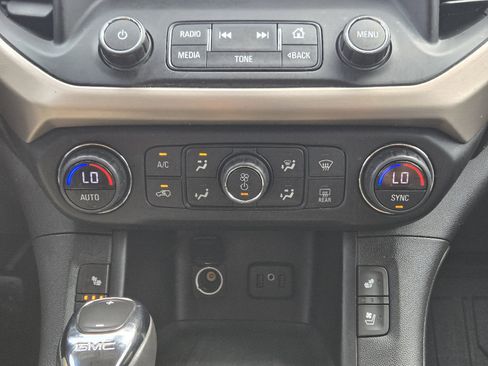 Used 2019 GMC Acadia Denali w/ Technology Package image 21