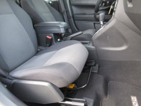 Used 2010 Dodge Caliber Mainstreet image 10