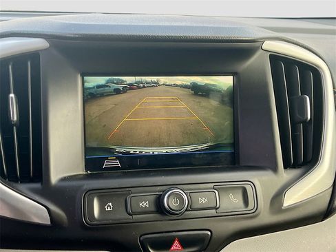 Used 2018 GMC Terrain SLE w/ Driver Convenience Package image 13