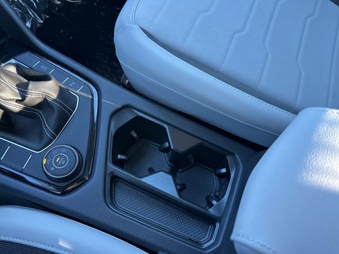 New 2026 Volkswagen Taos SE AWD/4WD image 49