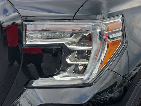 Used 2019 GMC Sierra 1500 AT4 w/ AT4 Premium Package AWD/4WD image 33