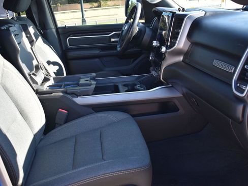 Used 2020 RAM 1500 Big Horn AWD/4WD image 15