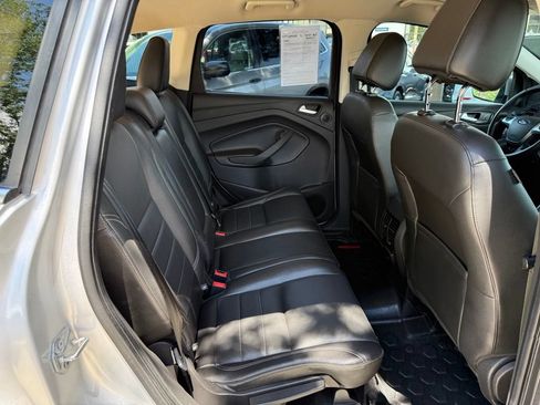 Used 2015 Ford Escape SE w/ Equipment Group 201A AWD/4WD image 17