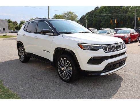 Used 2022 Jeep Compass Limited w/ Elite Group AWD/4WD image 7