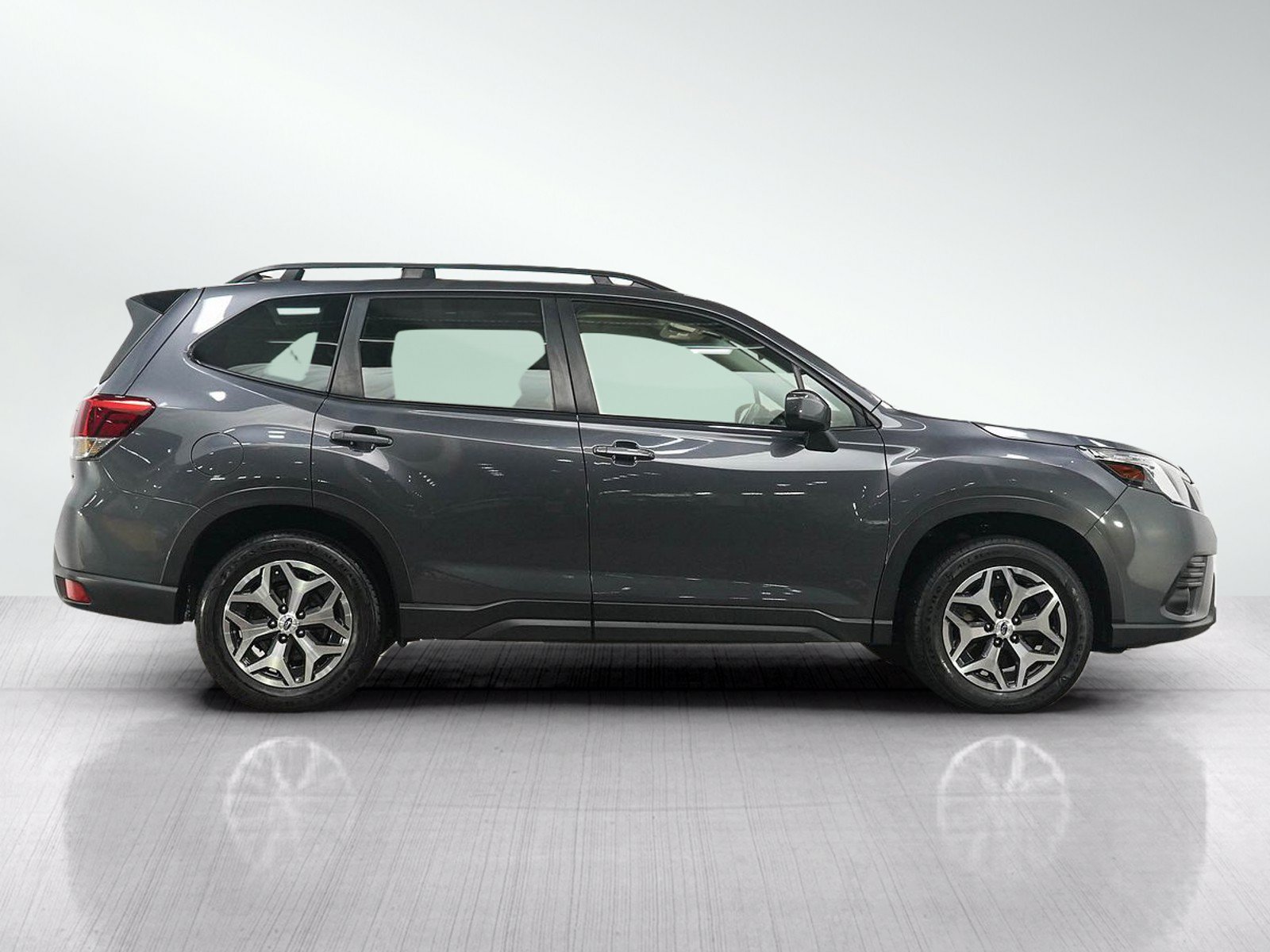 Used 2024 Subaru Forester Premium AWD/4WD image 7