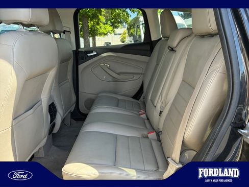 Used 2014 Ford Escape Titanium AWD/4WD image 17