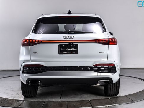 Used 2025 Audi Q5 Premium w/ Convenience Package AWD/4WD image 5