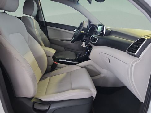 Used 2021 Hyundai Tucson SE w/ Cargo Package FWD image 18
