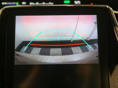 Used 2017 Toyota Prius Prime Premium image 28