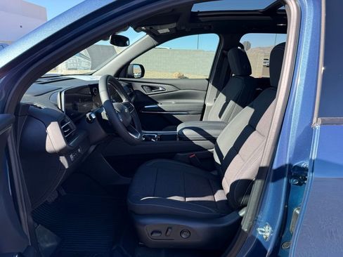 New 2026 Chevrolet Traverse LT w/ Sun and Wheel Package image 10