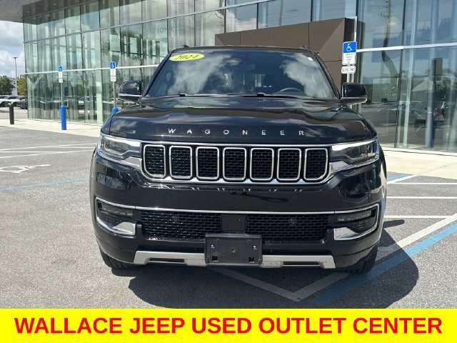 Used 2024 Jeep Wagoneer Series II w/ Flexible Seating Group AWD/4WD image 3