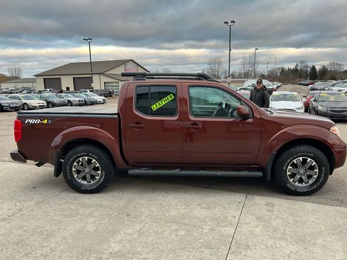 Used 2016 Nissan Frontier PRO-4X image 4