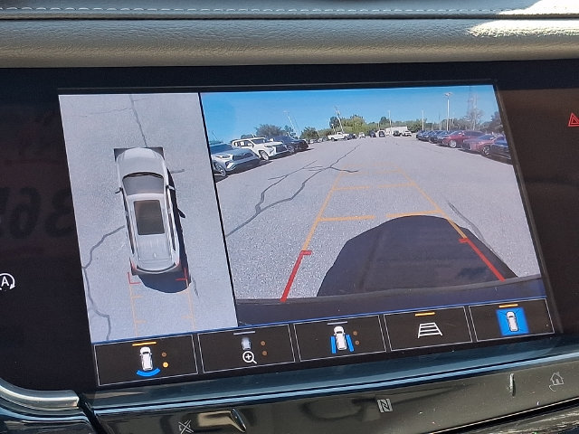 Used 2021 Cadillac XT6 Premium Luxury FWD image 18