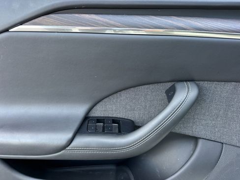 Used 2021 Tesla Model S Long Range image 11