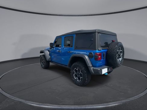 Used 2022 Jeep Wrangler Unlimited Rubicon 4xe w/ Cold Weather Group AWD/4WD image 7