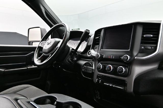 Certified 2024 RAM 2500 Big Horn AWD/4WD image 15