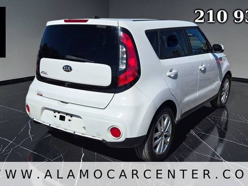 Used 2018 Kia Soul + FWD image 5