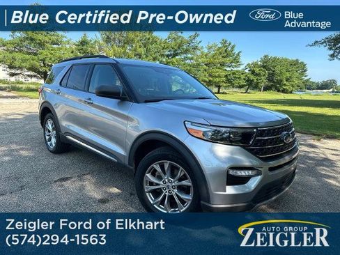 Certified 2022 Ford Explorer XLT w/ Equipment Group 202A AWD/4WD image 1