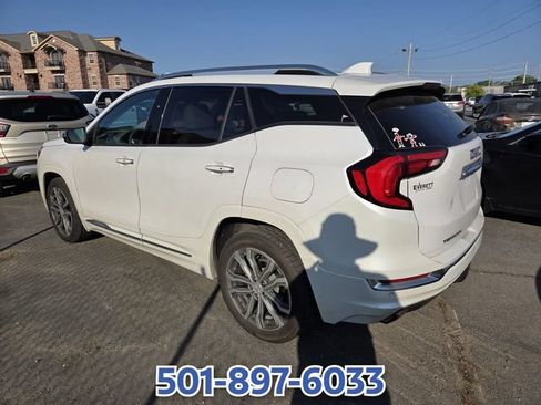 Used 2020 GMC Terrain Denali w/ Denali Premium Package FWD image 7
