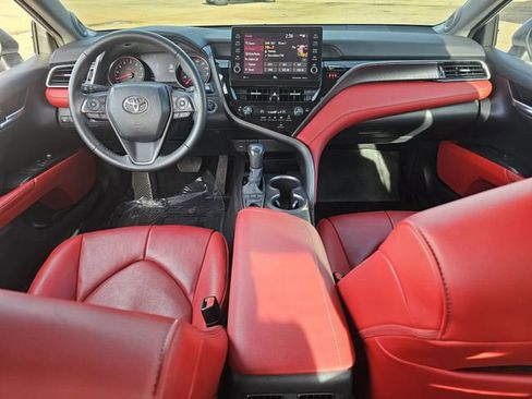 Used 2022 Toyota Camry XSE w/ Navigation Package image 8