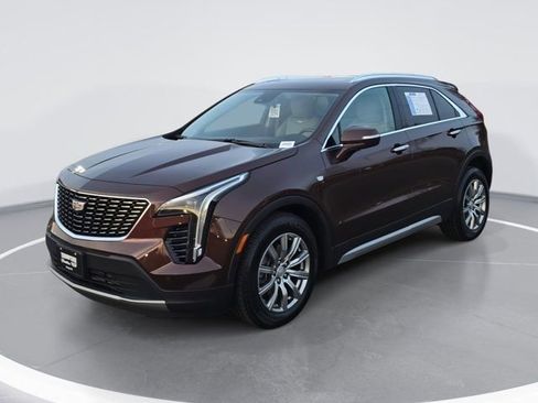 Certified 2023 Cadillac XT4 Premium Luxury w/ Technology Package image 7