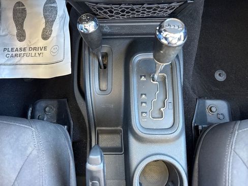 Used 2017 Jeep Wrangler Unlimited Sport w/ Quick Order Package 24S image 21