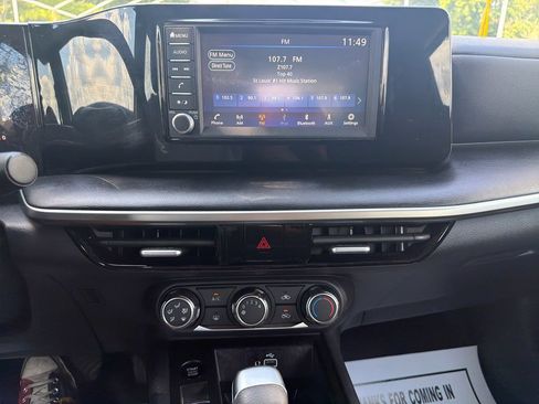 Used 2025 Nissan Kicks S FWD image 20
