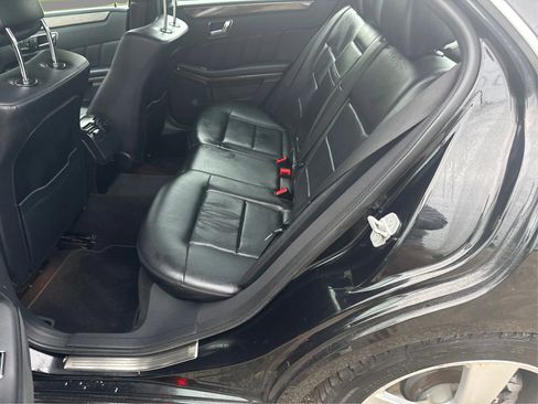 Used 2011 Mercedes-Benz E 350 4MATIC Sedan image 11