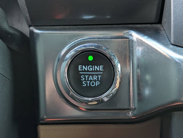 Used 2021 Ford F150 Lariat RWD image 21