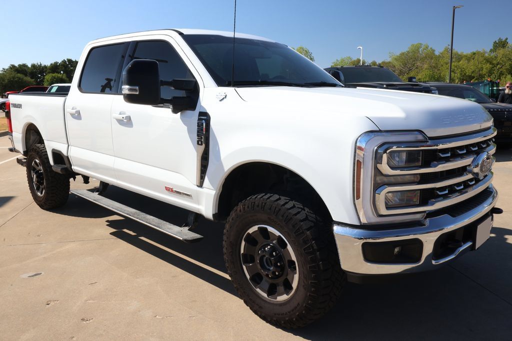 Used 2025 Ford F250 Lariat w/ Tremor Off-Road Package AWD/4WD image 3