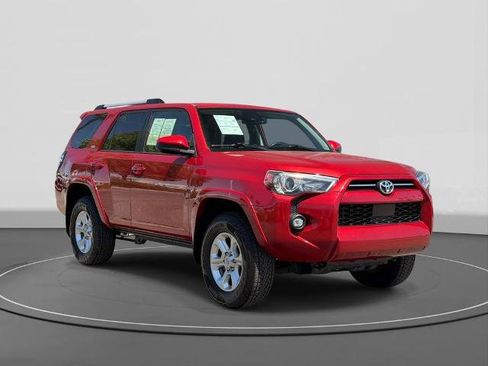 Used 2021 Toyota 4Runner SR5 RWD image 4
