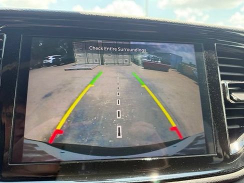 Used 2025 Dodge Durango GT AWD/4WD image 24