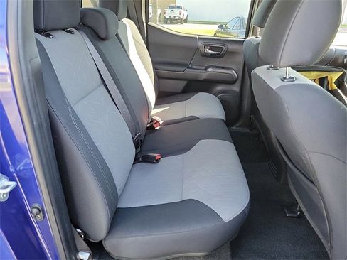 Used 2023 Toyota Tacoma TRD Sport image 18