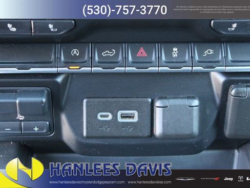 Used 2020 Chevrolet Silverado 1500 RST w/ All-Star Edition image 21